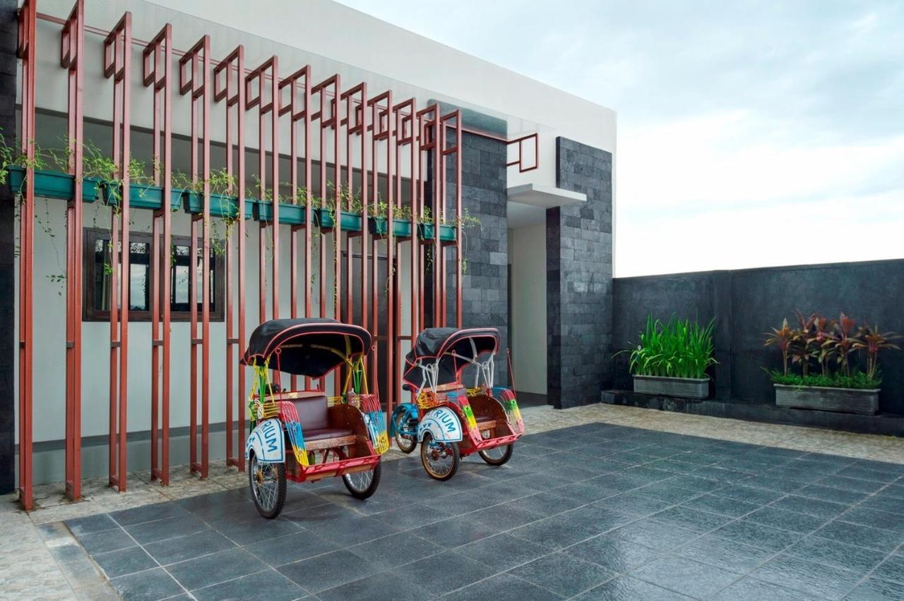 The Atrium Hotel & Resort Yogyakarta Melati Exterior foto